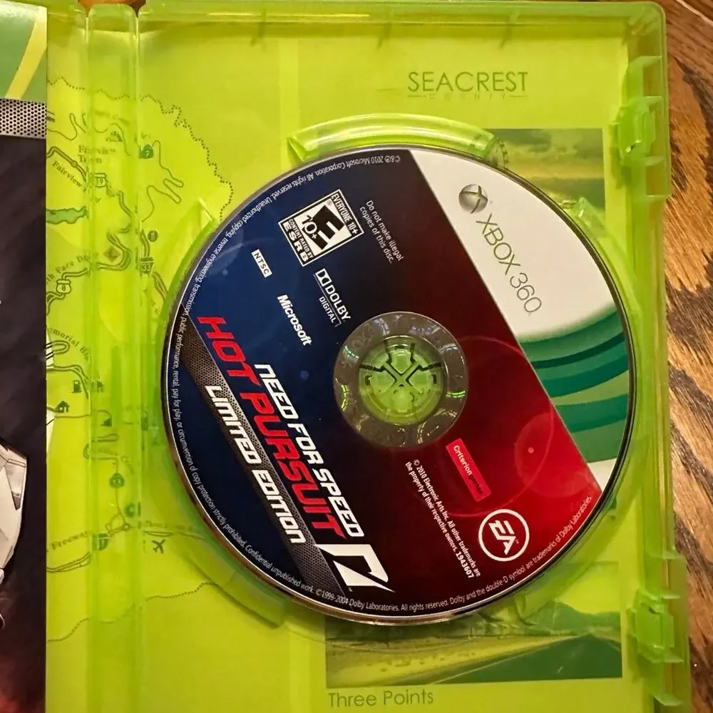 Need for Speed Hot Pursuit Xbox 360 Limited Edition Video Game Complete Xbox360!